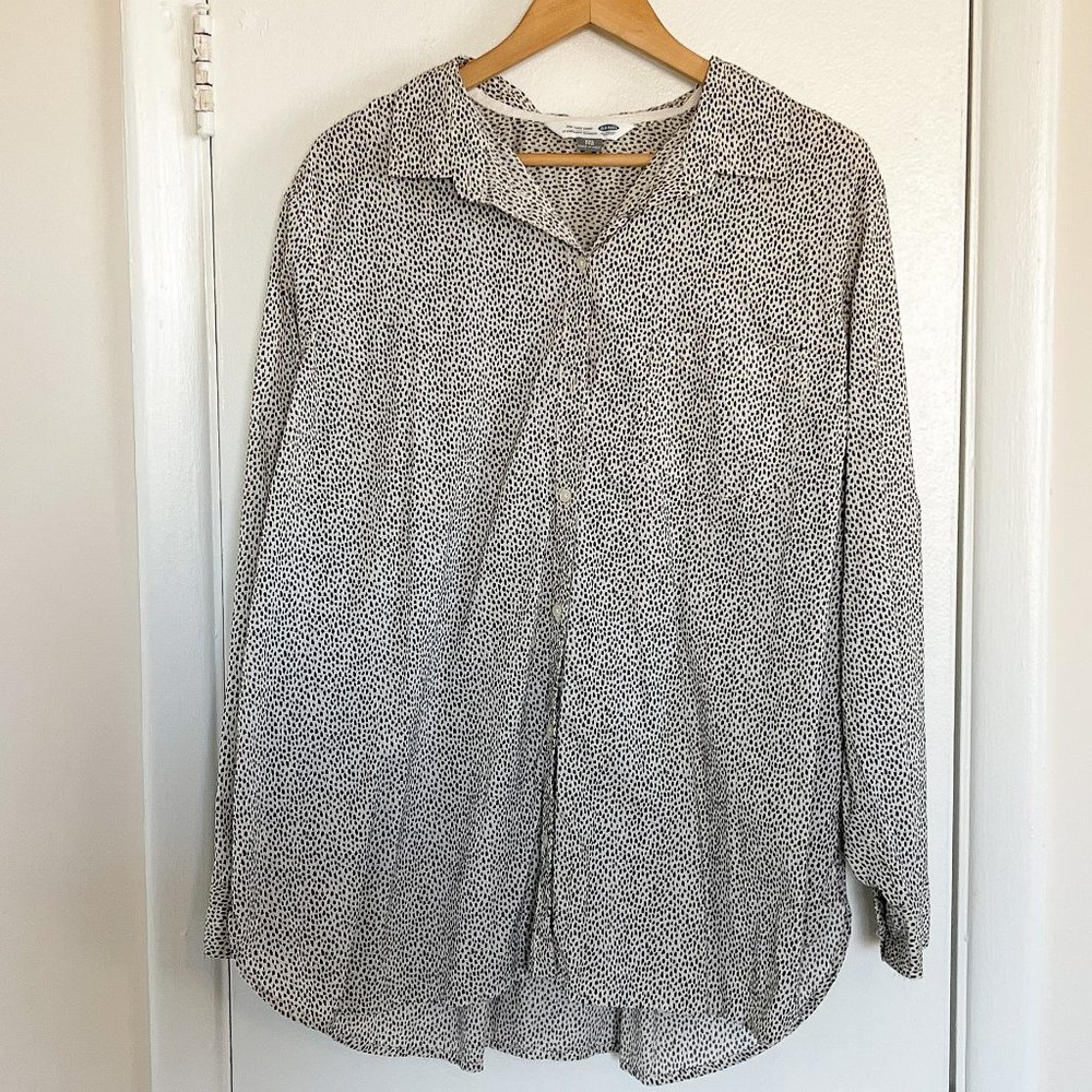 Old Navy Leopard Print Button Up Shirt